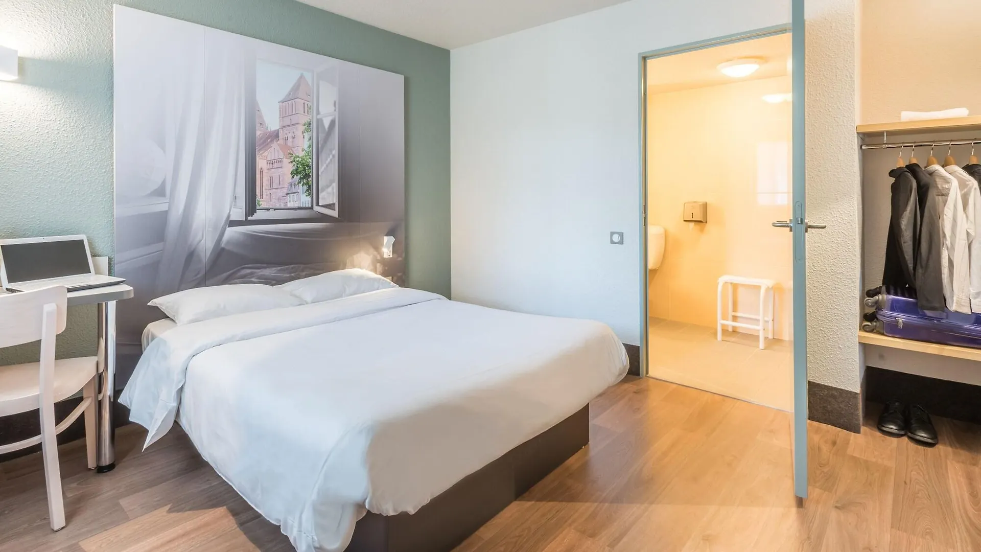 B&B Hotel Lyon Grand Stade Meyzieu