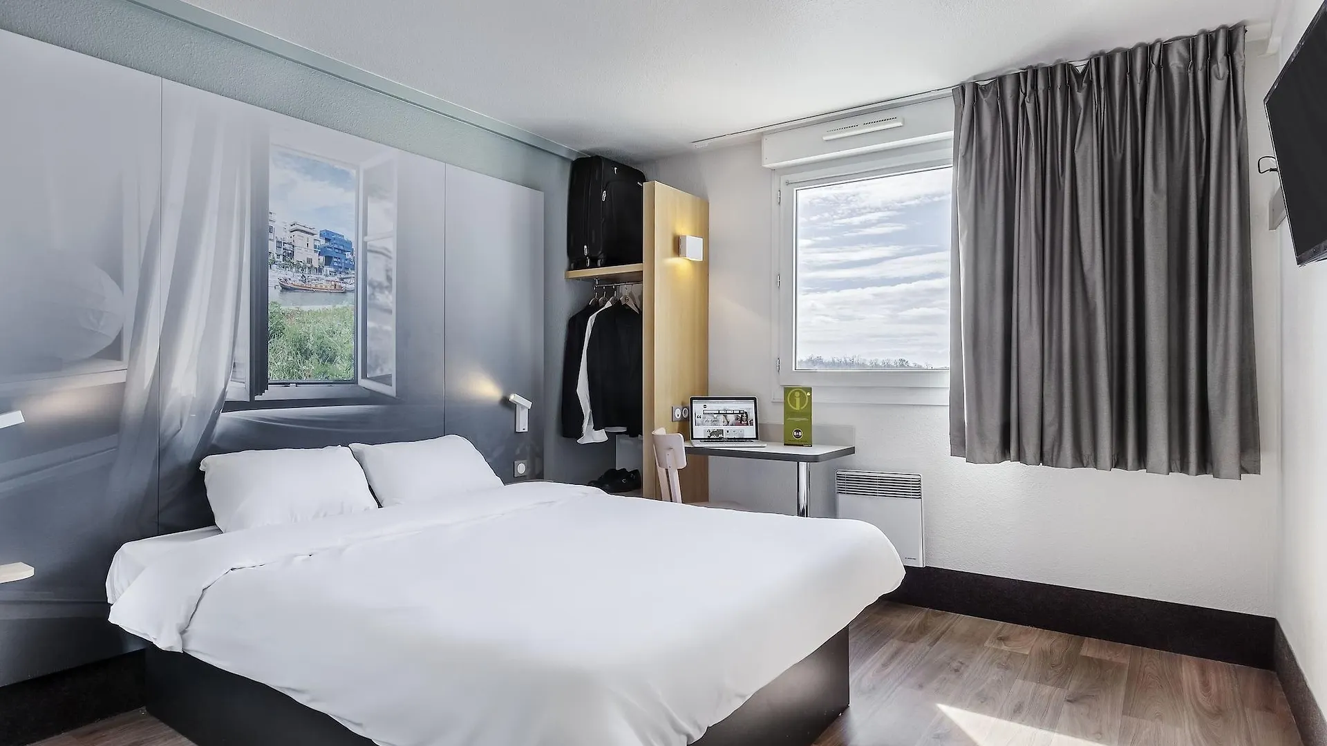 B&B Hotel Lyon Grand Stade Meyzieu