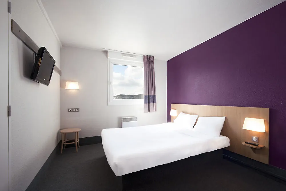 B&B Hotel Lyon Grand Stade Meyzieu