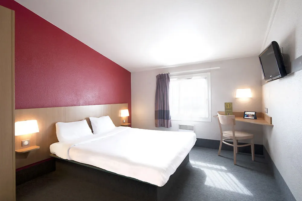 B&B Hotel Lyon Grand Stade Meyzieu