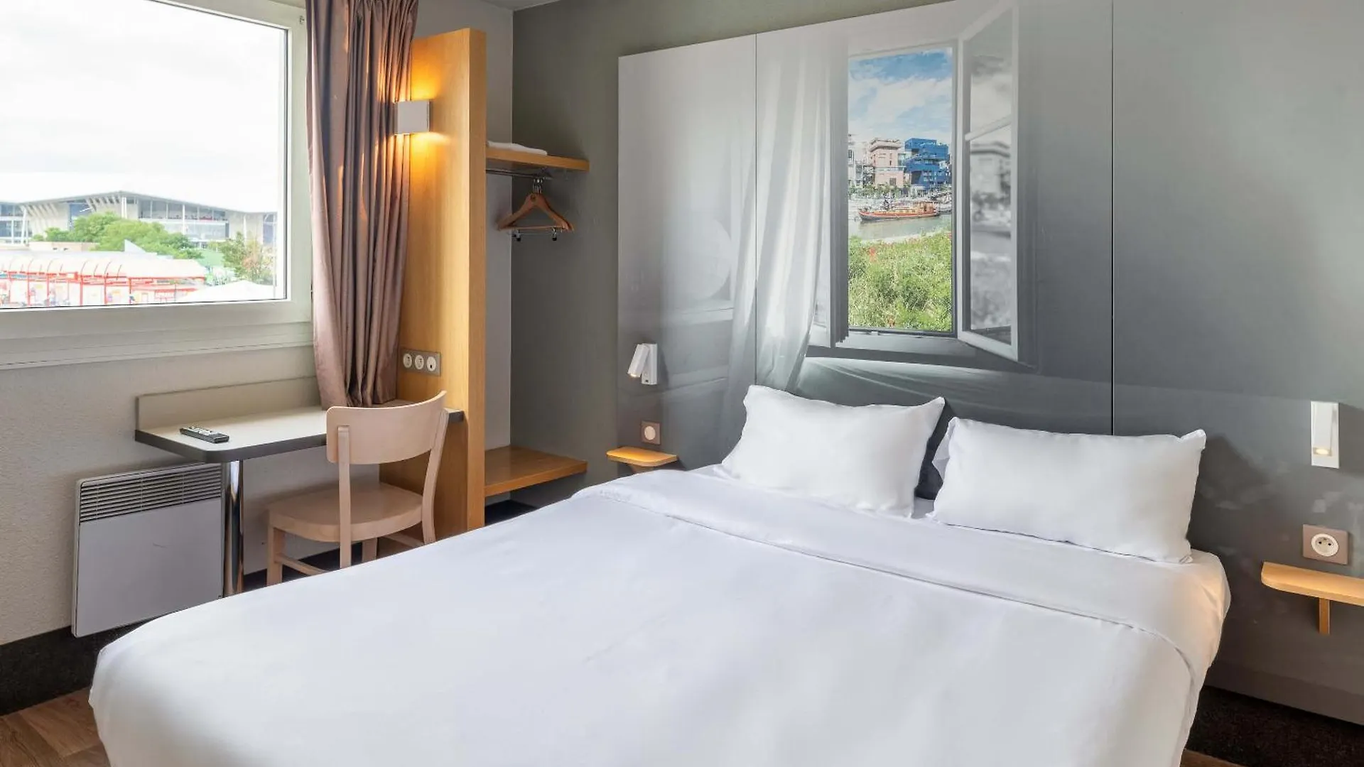 B&B Hotel Lyon Grand Stade Meyzieu 2*,  France