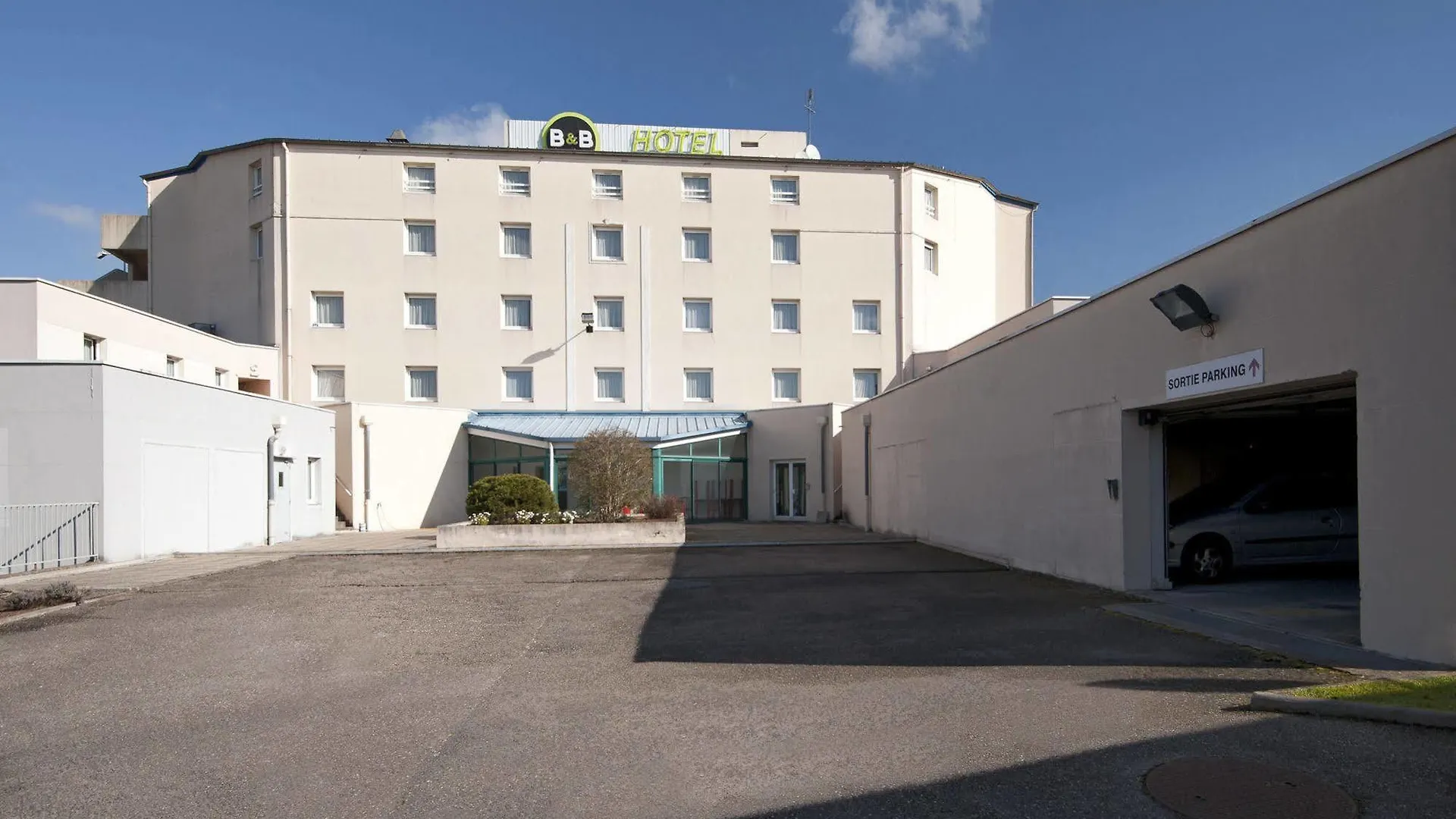 B&B Hotel Lyon Grand Stade Meyzieu